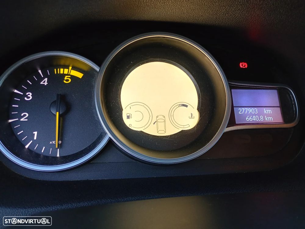 Renault Mégane 1.5 dCi Dynamique - 10