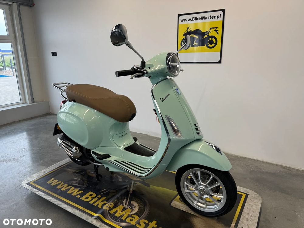 Piaggio Vespa - 3