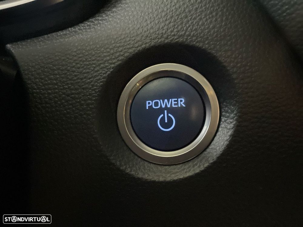 Toyota Corolla Touring Sports - 24