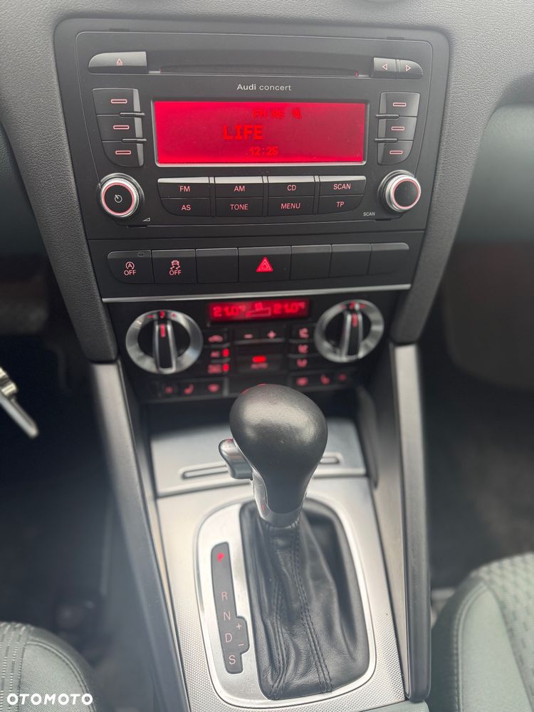 Audi A3 Sportback 1.4 TFSI S tronic Ambiente - 17