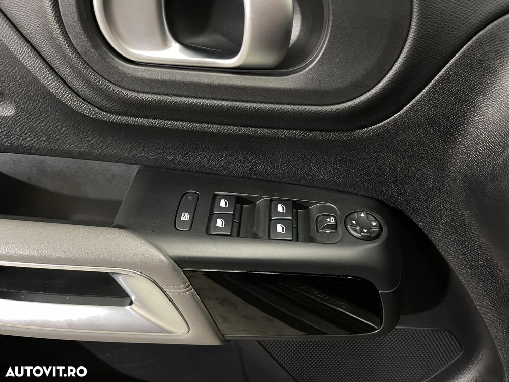 Citroën C5 Aircross 1.6 FWD 225 EAT8 Feel - 26