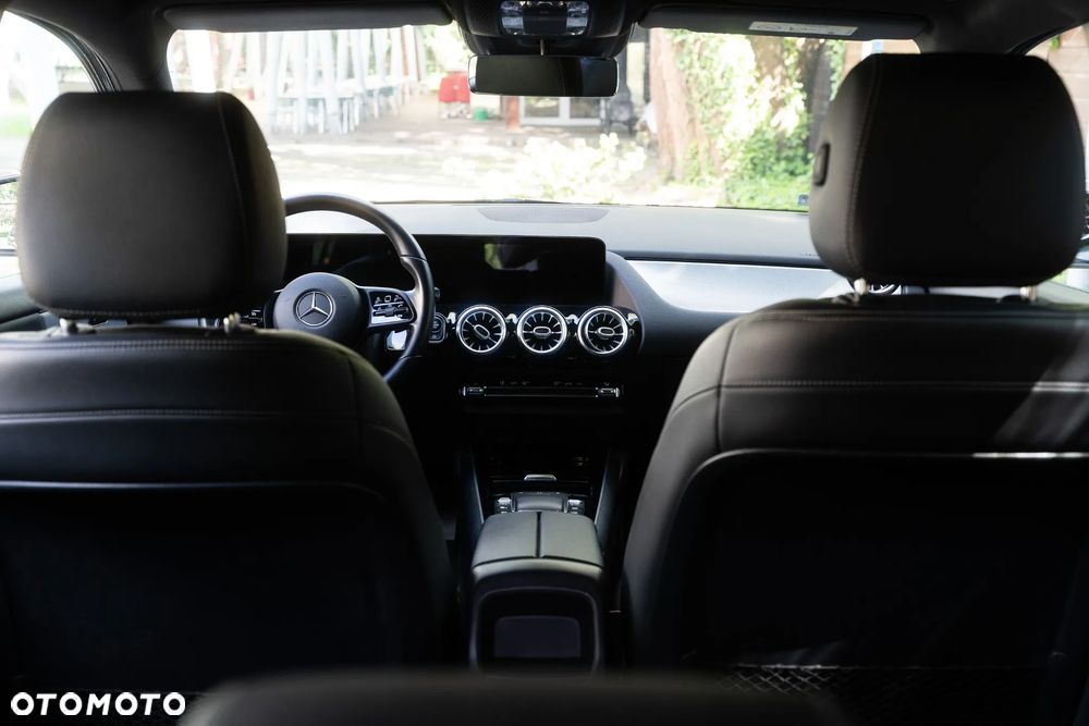 Mercedes-Benz GLA 200 Business Edition - 5