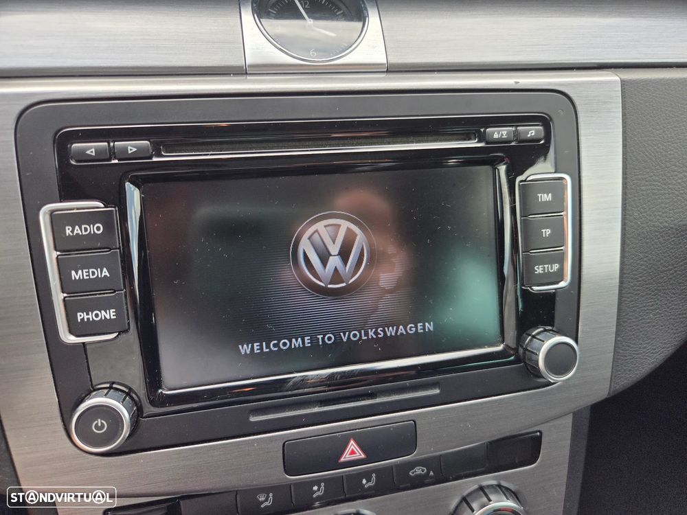 VW Passat 1.6 TDI Confortline - 30