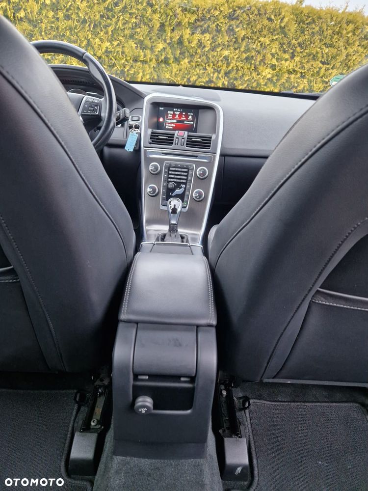 Volvo XC 60 D4 Geartronic Summum - 34
