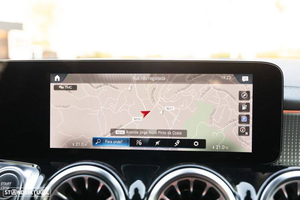 Mercedes-Benz EQB 300 4Matic AMG Line - 36