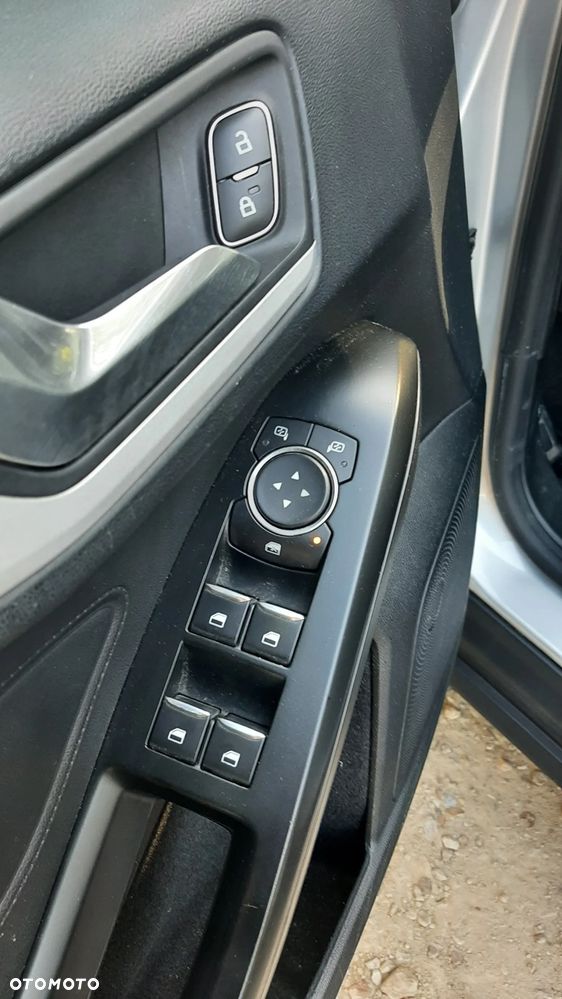 Ford Focus - 27