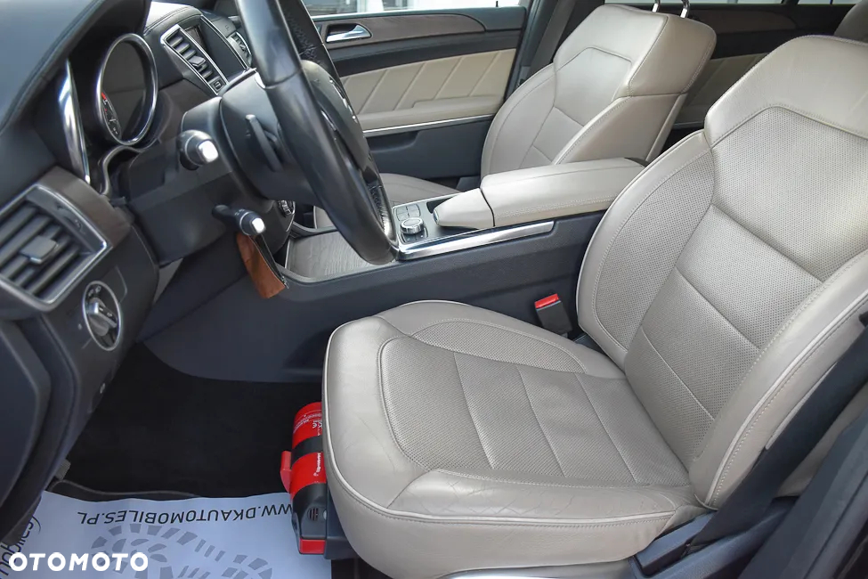 Mercedes-Benz GL 350 BlueTec 4-Matic - 20