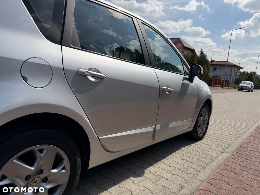 Renault Scenic - 21