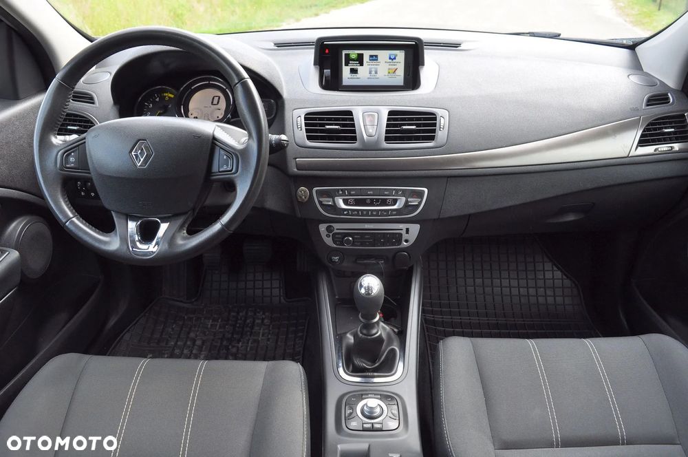 Renault Megane ENERGY dCi 110 Start & Stop Dynamique - 9