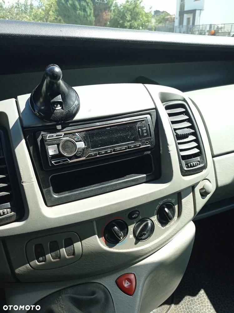 Opel VIVARO 1,9 DTI - 20