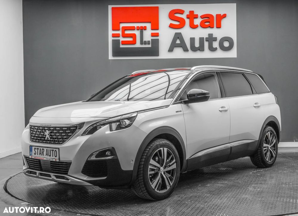 PEUGEOT 5008 2021