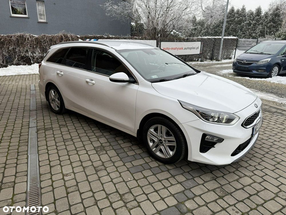 Kia Ceed 1.4 T-GDI L Business Line Plus DCT - 4