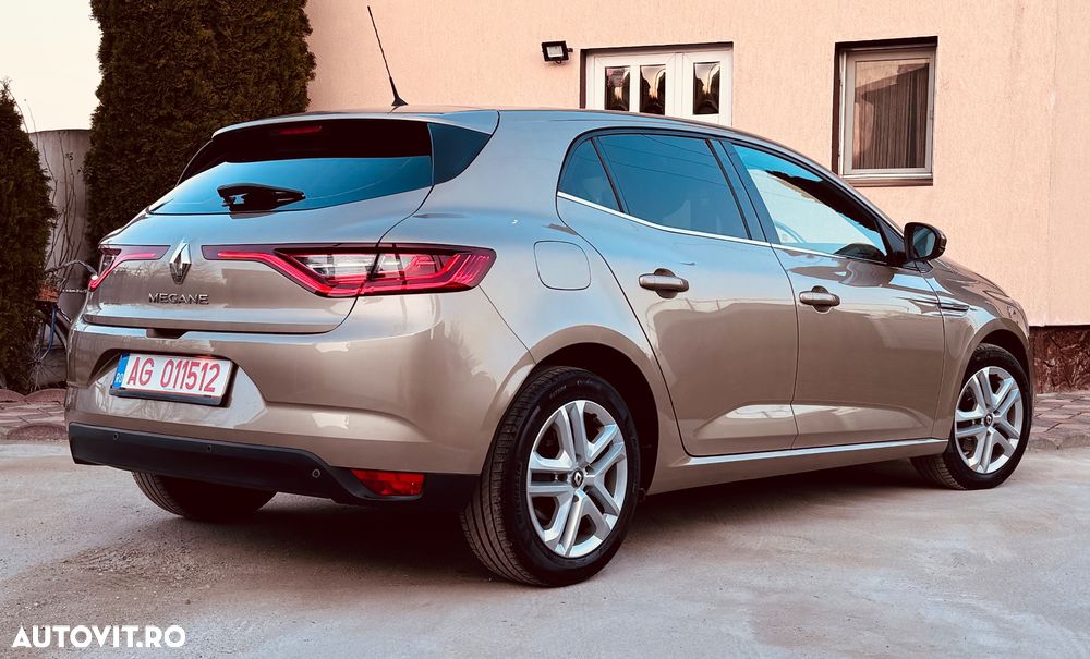 Renault Megane ENERGY dCi 110 EXPERIENCE - 16
