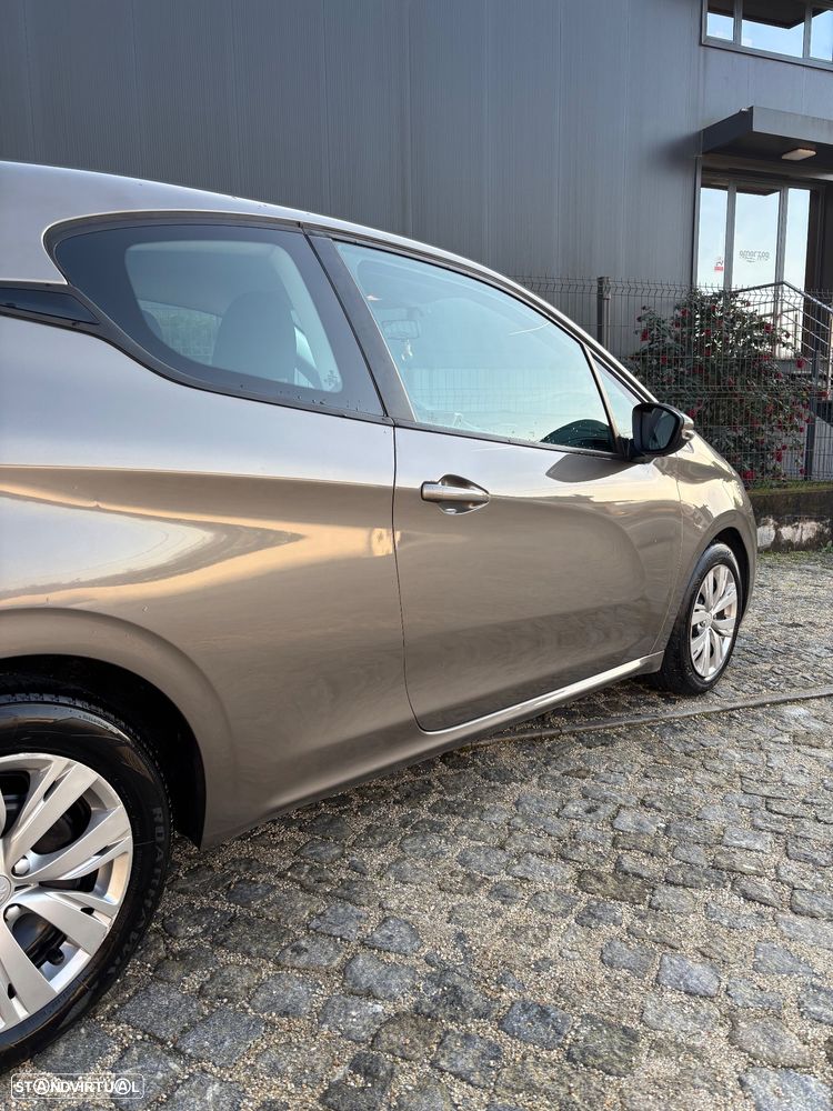 Peugeot 208 1.4 HDi Access - 8