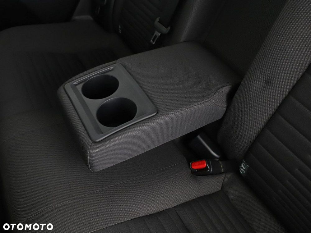 Toyota Auris Hybrid 135 Comfort - 38