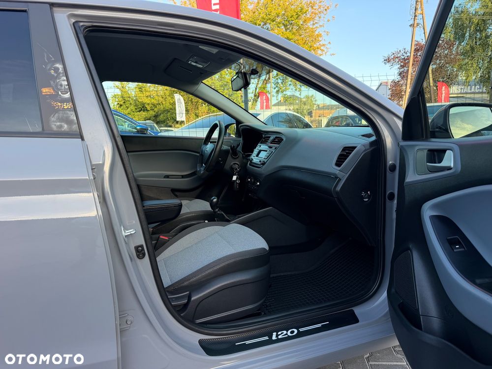 Hyundai i20 1.2 BlueDrive Fresh - 30