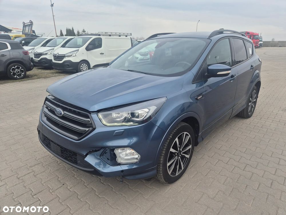 Ford Kuga 1.5 EcoBoost 2x4 ST-Line - 1