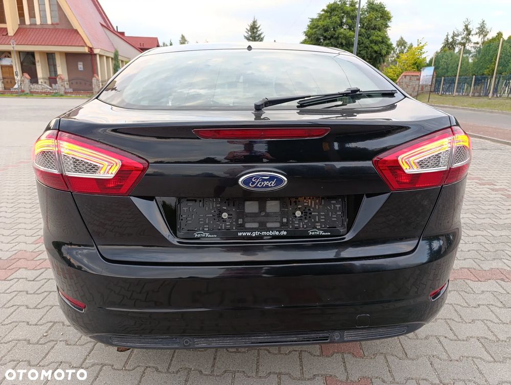 Ford Mondeo 1.6 Gold X Plus - 34