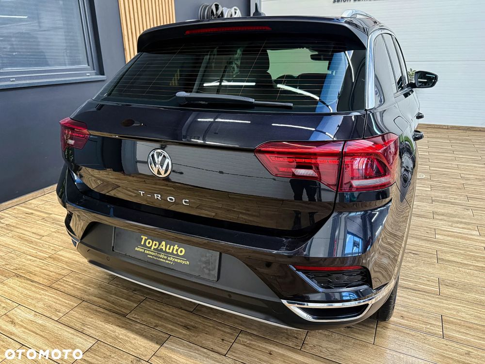 Volkswagen T-Roc - 8