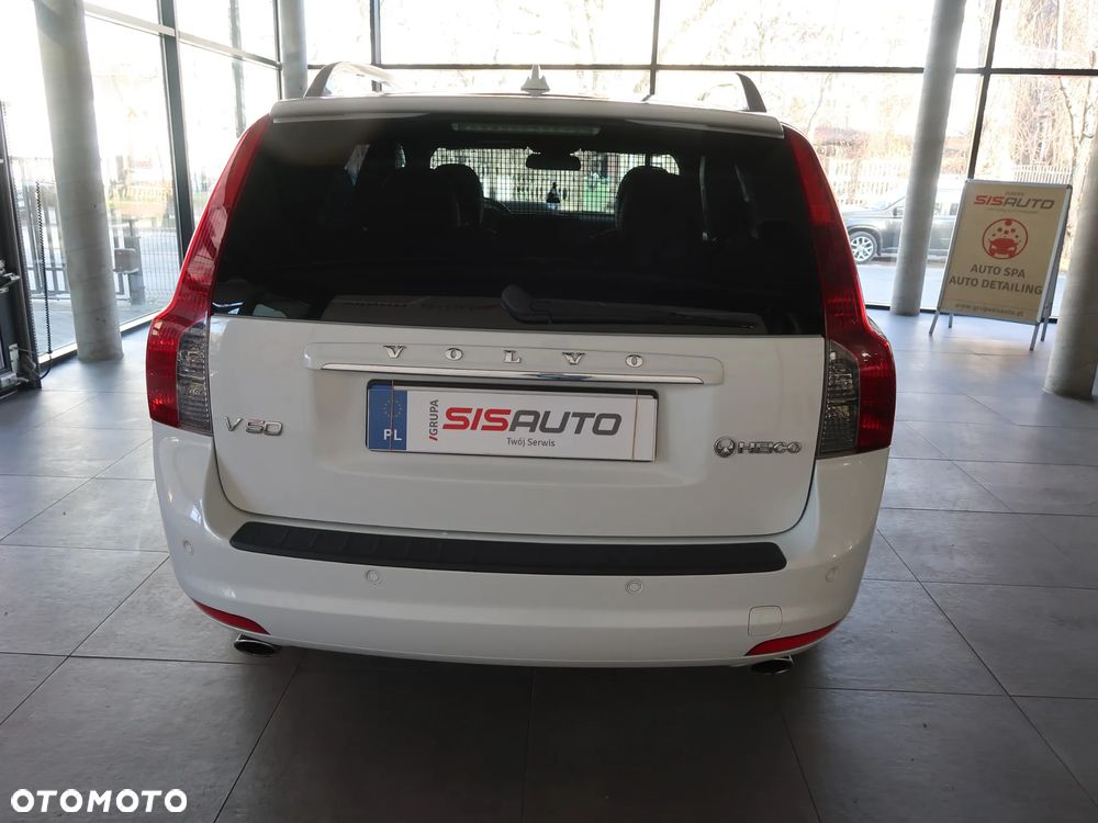 Volvo V50 D3 Momentum - 5