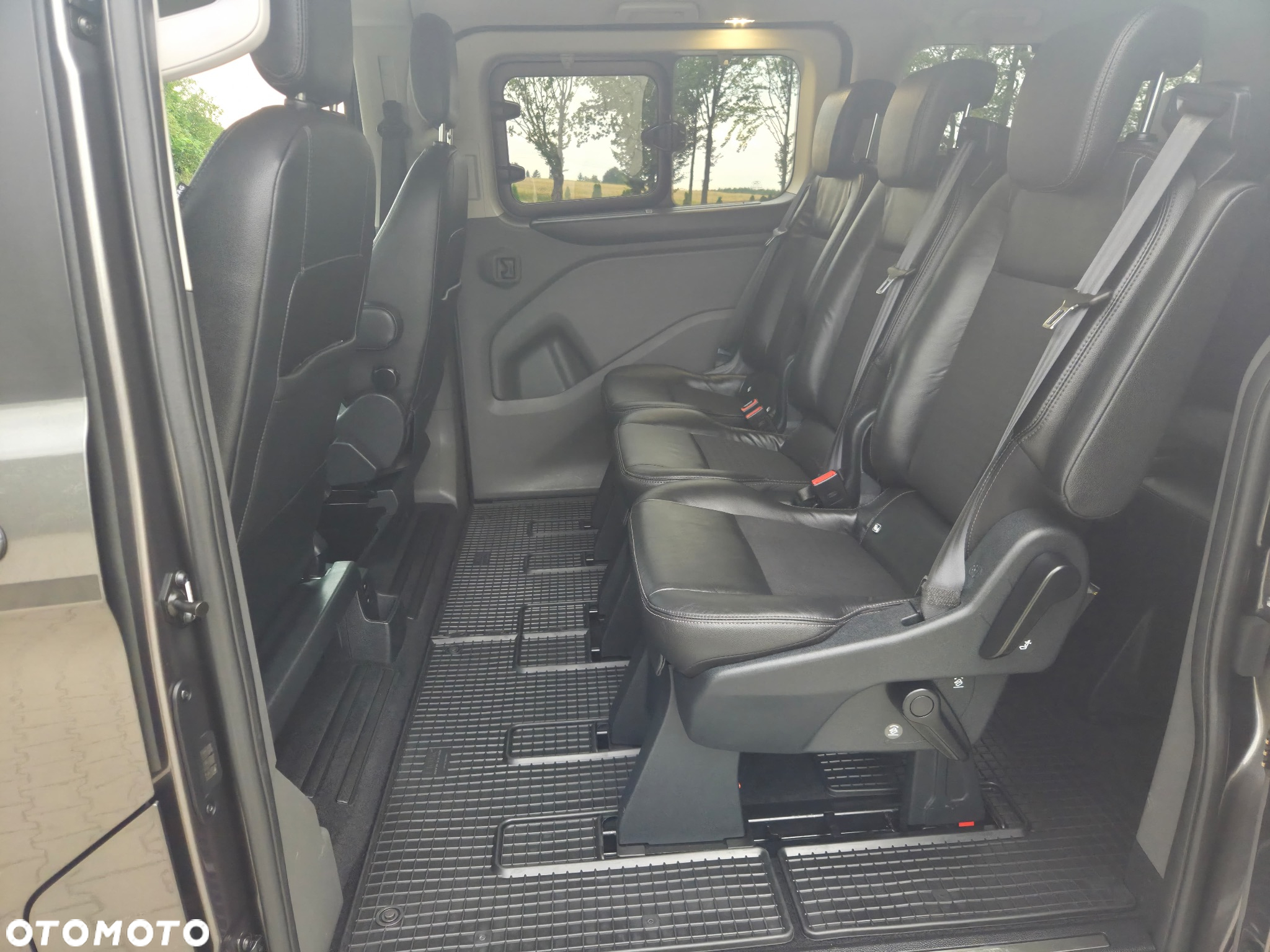 Ford Tourneo Custom 320 L1H1 VA MH Trend - 18