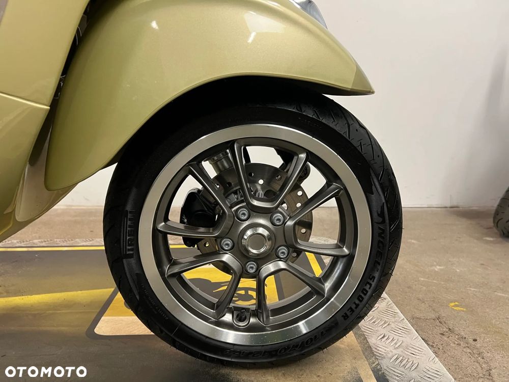 Piaggio Vespa - 7
