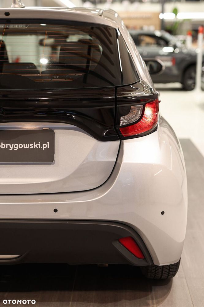 Toyota Yaris - 12