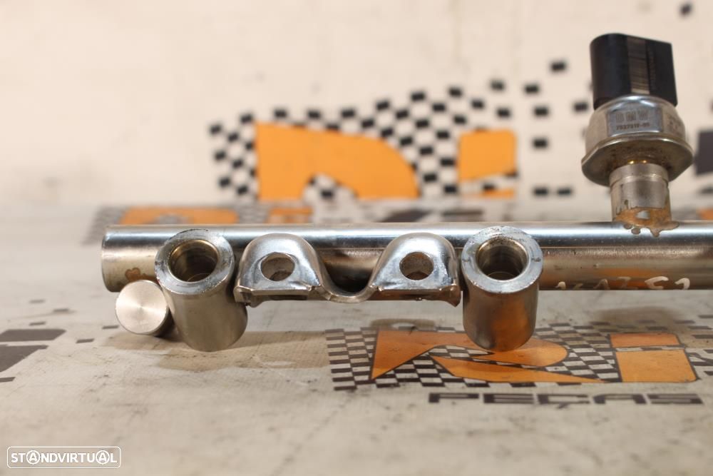 Régua / Rail De Injeção Bmw 1 (F20)  13537592426 / 7592426 / 7537319 - 3