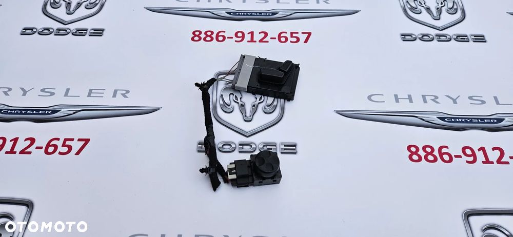 Chrysler Pacifica 2016- panel sterowania fotela lewy kierowcy przełącznik fotela kierowcy 68233963AA - 1