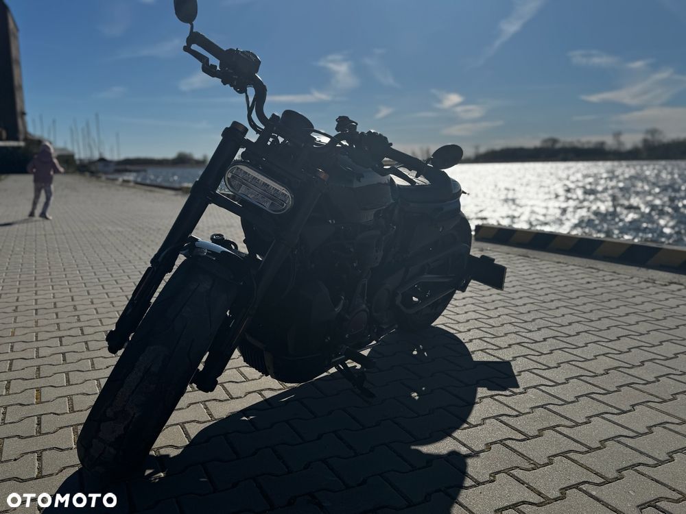 Harley-Davidson Sportster - 6