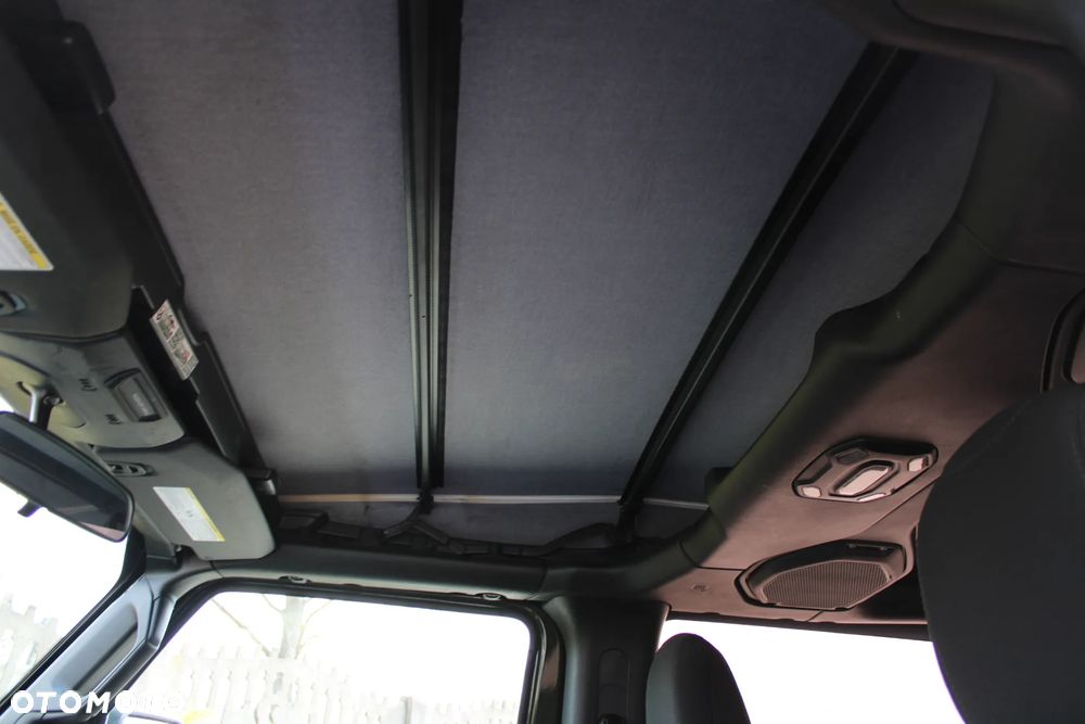 Jeep Wrangler Unlimited 3.6 Automatik X - 33