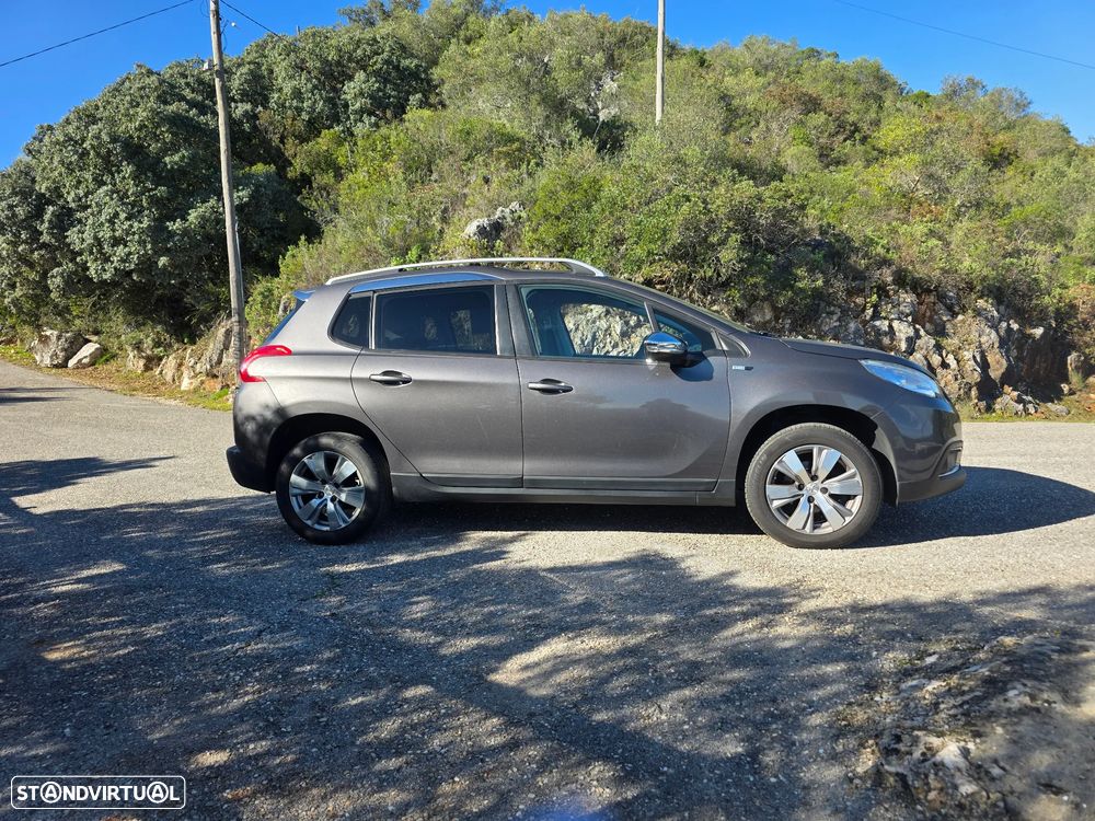 Peugeot 2008 1.6 BlueHDi Style - 2