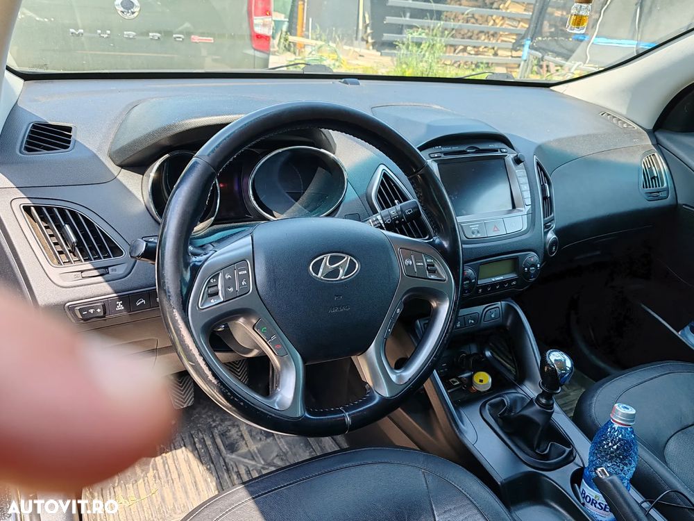 Hyundai ix35 2.0 CRDI 4WD Premium - 16