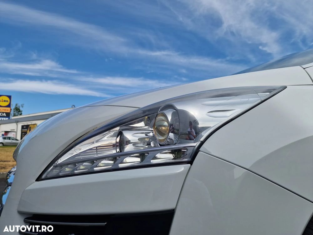 Peugeot 3008 Hybrid4 88g/85g - 17