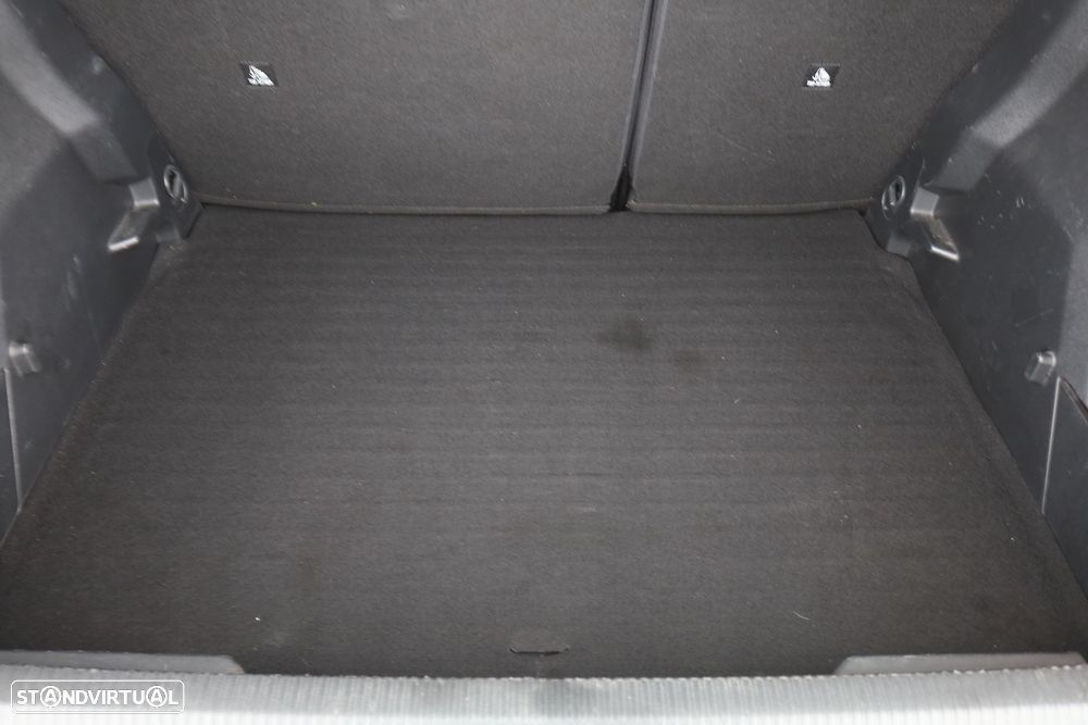 Peugeot 2008 PureTech 130 EAT8 Active Pack - 22