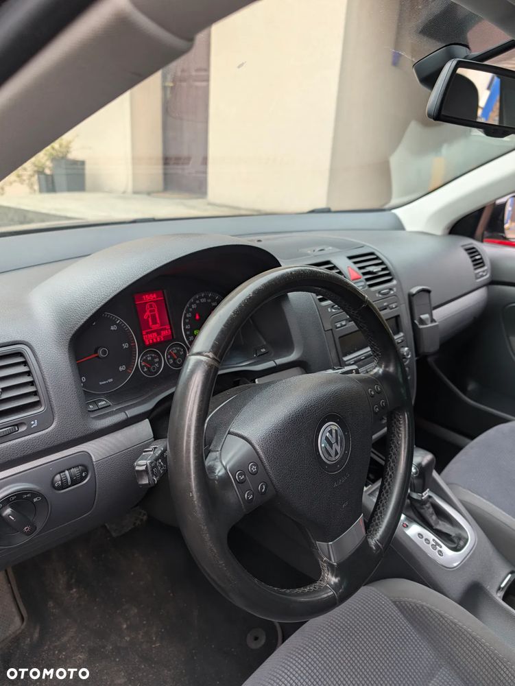 Volkswagen Golf - 19