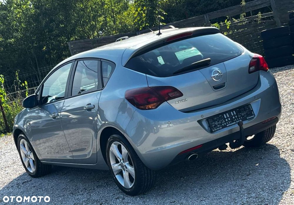 Opel Astra - 8