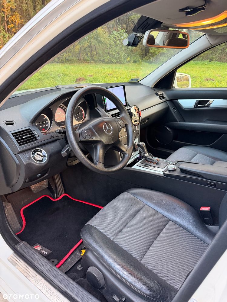 Mercedes-Benz Klasa C 220 CDI 7G-TRONIC Avantgarde Edition - 9
