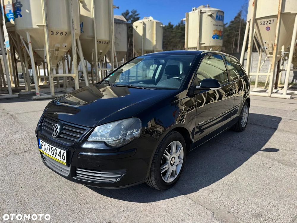 Volkswagen Polo - 1