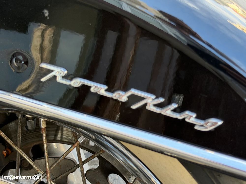 Harley-Davidson FLHRCI ROAD KING CLASSIC - 5