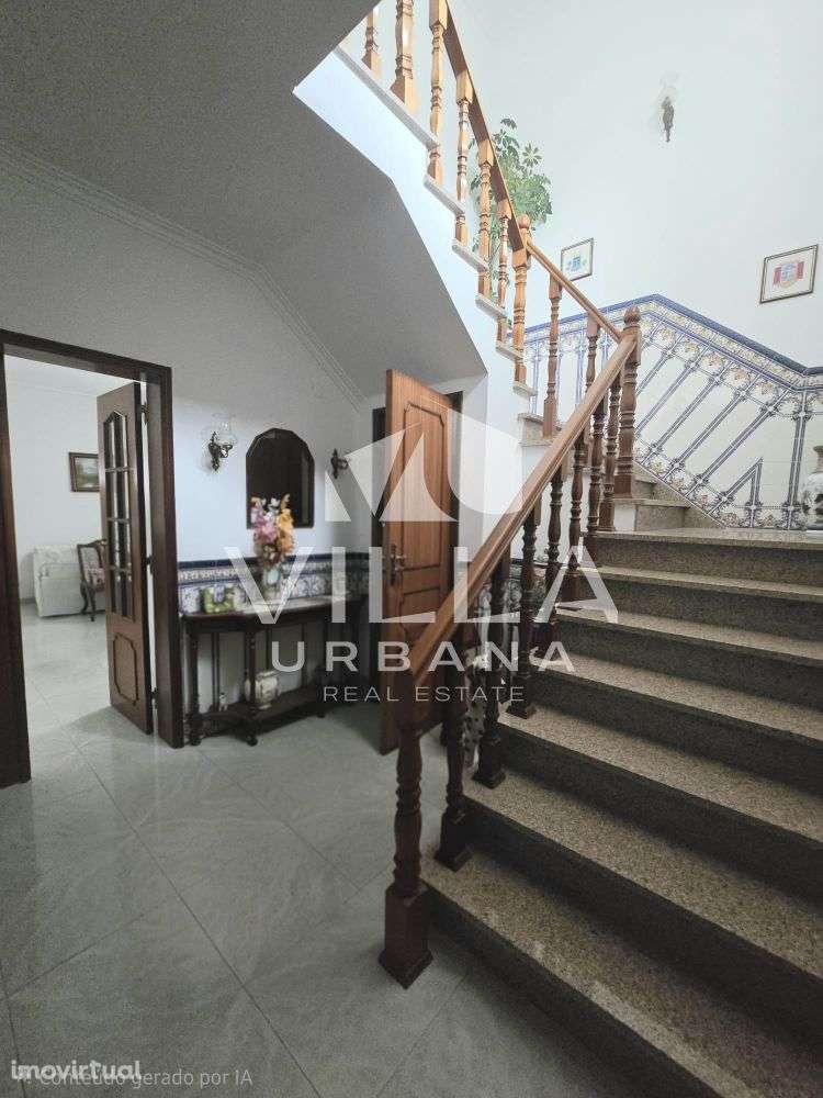 Moradia T4+1 em zona privilegiada nos Foros de Amora - Grande imagem: 5/31