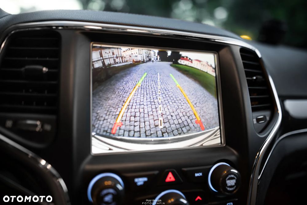 Jeep Grand Cherokee 5.7 V8 HEMI 4WD Automatik Overland - 11