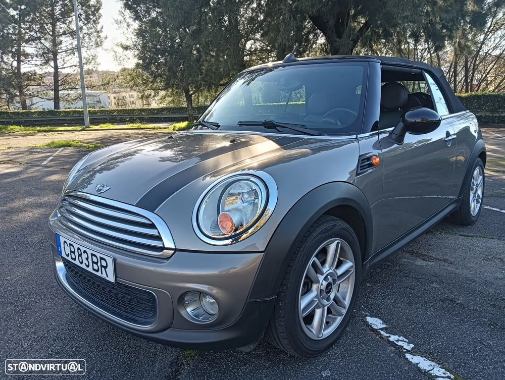 MINI Cabrio Cooper D - 2