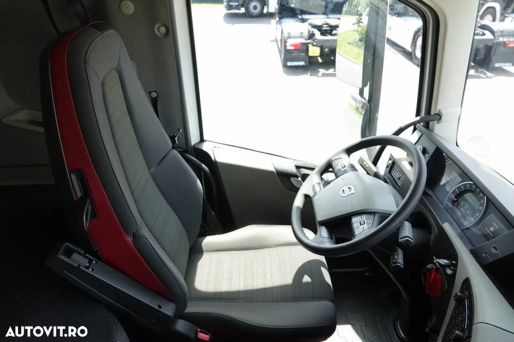 Volvo FH 500 / CABĂ JOSĂ / DUPĂ CONTRACTUL DE SERVICE GOLDEN / PNEURI 100% - 26