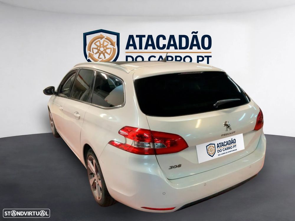 Peugeot 308 SW 1.2 PureTech Allure - 12