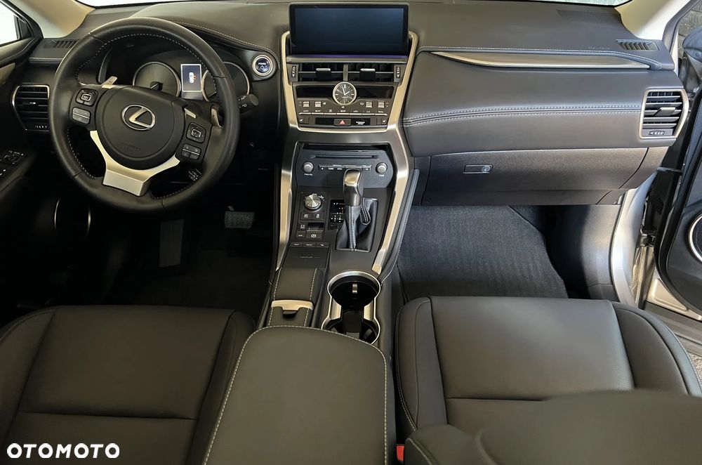 Lexus NX 300h F Impression AWD - 7