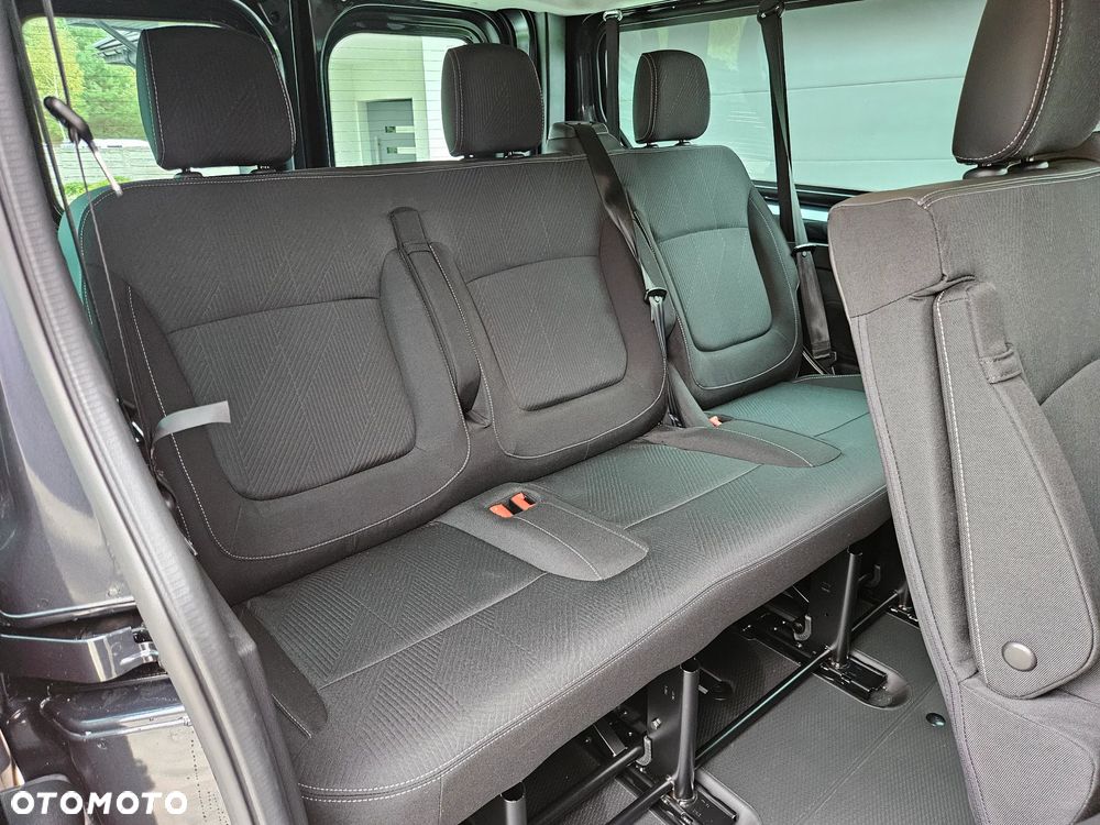 Renault Trafic - 22