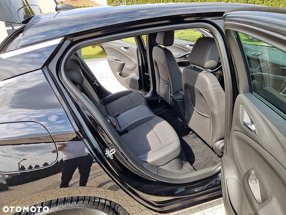 Opel Astra 1.4 T 120 Lat S&S - 17