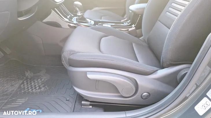 Hyundai i30 1.5 96CP M/T Highway - 12