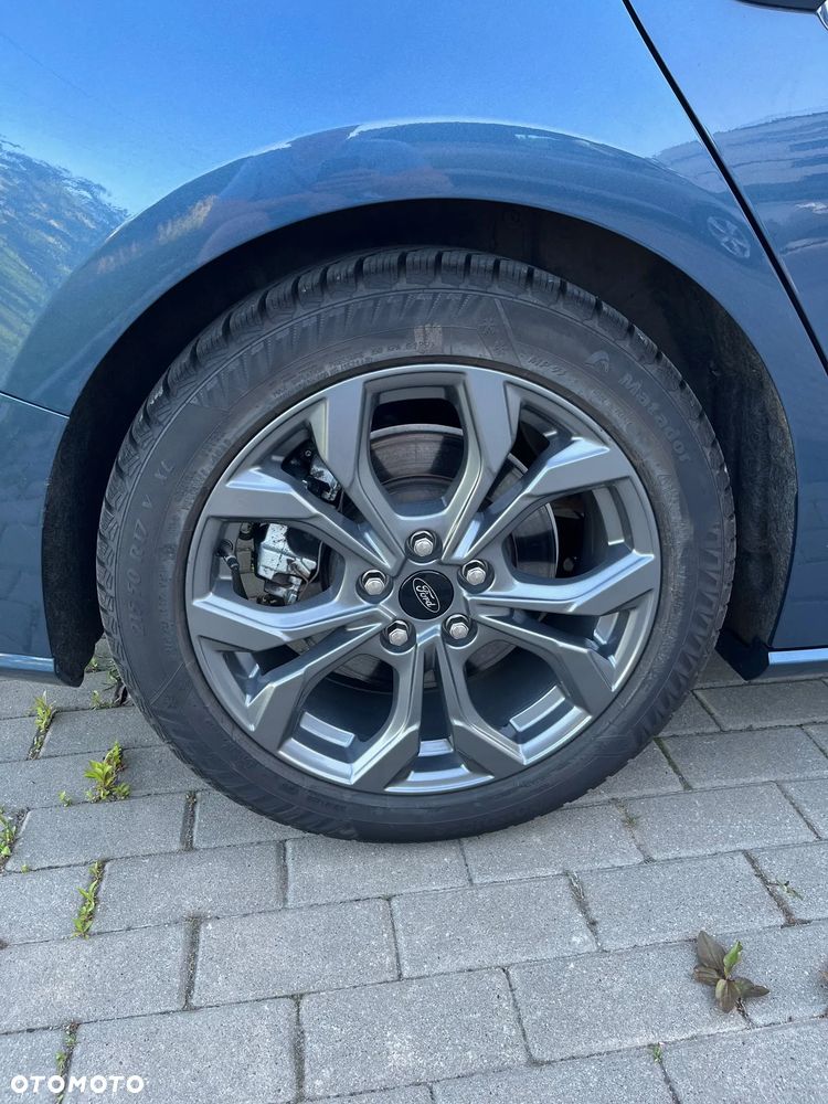 Ford Focus 1.0 EcoBoost mHEV ST-Line X - 12